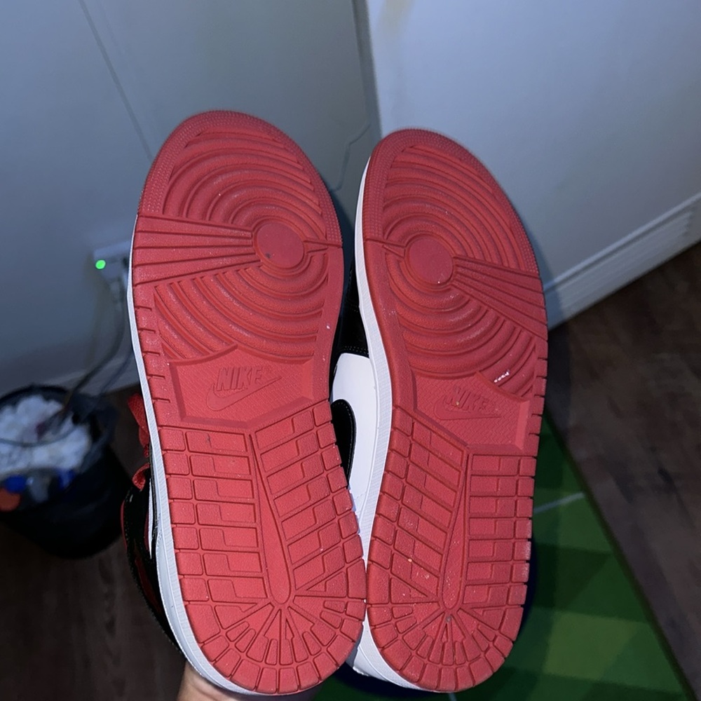 Jordan 1 Mid - Picture 9 of 9